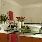 My Fair - Bairro Alto 2 Bedroom * 리스본